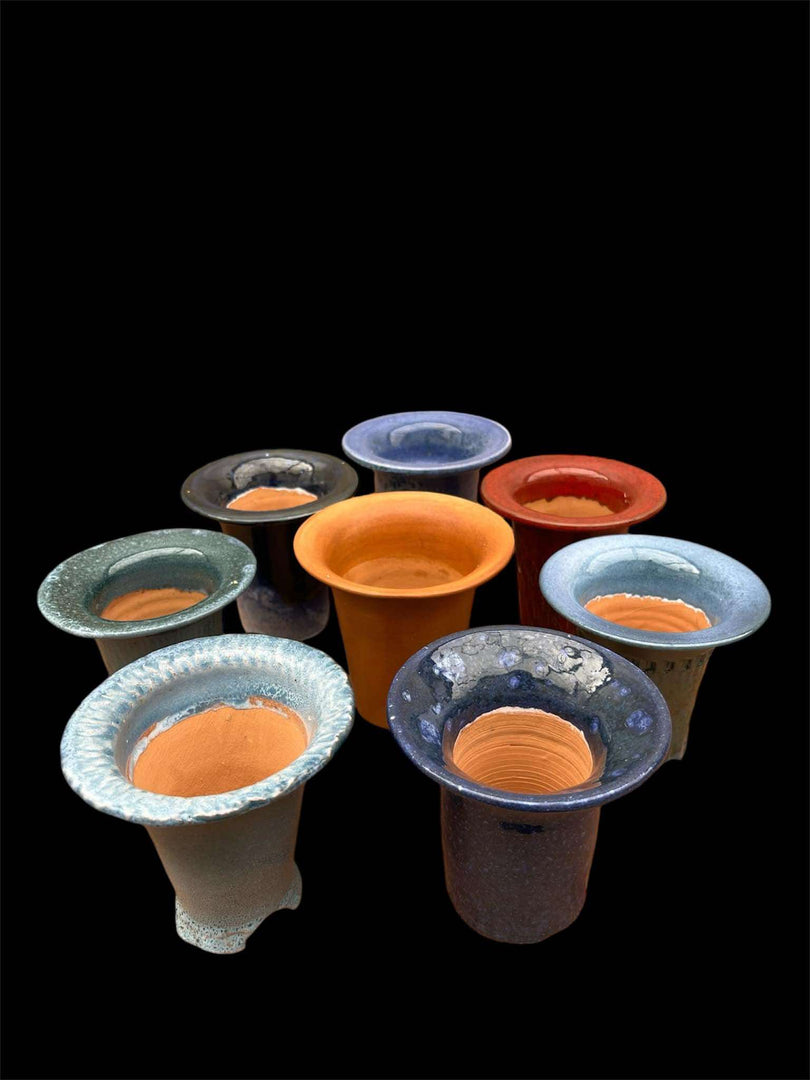 Enamelled trumpet-shaped vase for Neofinetia