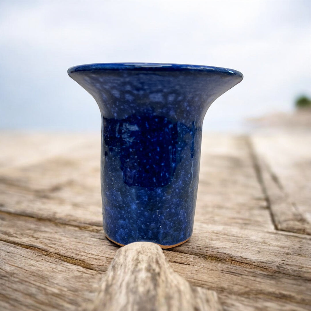 Enamelled trumpet-shaped vase for Neofinetia